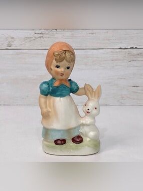 Vintage Wales Figurine Girl & Bunny Figurine